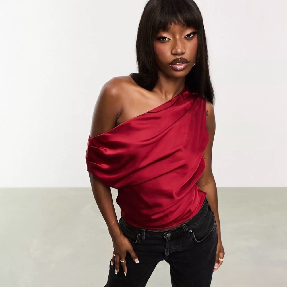 Abercrombie & Fitch satin aysmmetric draped top in red(new)